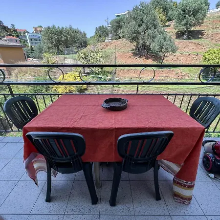 Bilocale Zona Piani Di Celle * チェッレ・リーグレ